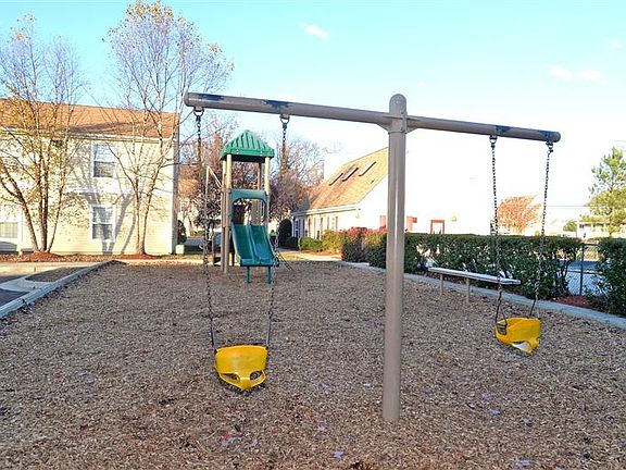 2nd image of 3621 Millers Glen Ln APT 208