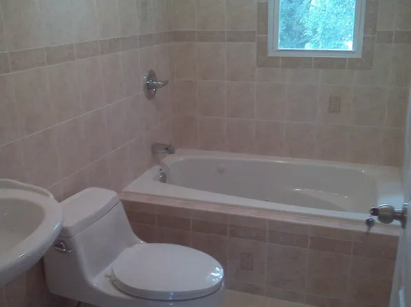 1240 Allerton Ave, Bronx, NY 10469