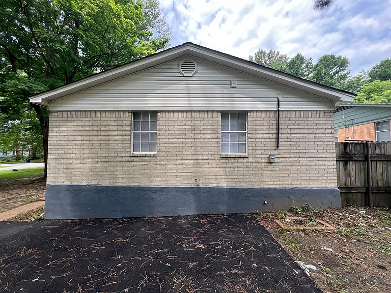 3516 Pryor St — Photo 10