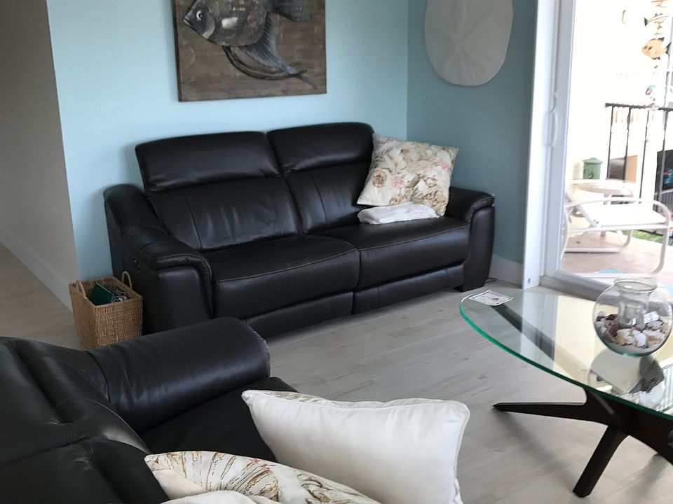 2nd image of 2600 NE 135th St APT 2A