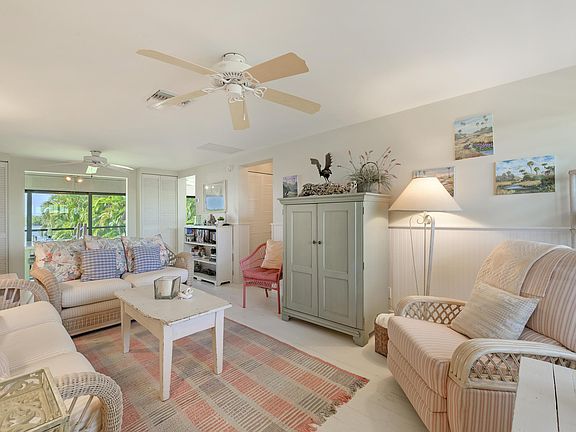 5th image of 611 Palm Ave #40