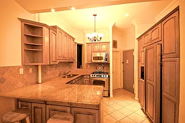 Rented by Richard Kahn, LREB