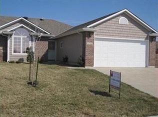 3002 Eastern Hills Pkwy, Harrisonville, MO 64701