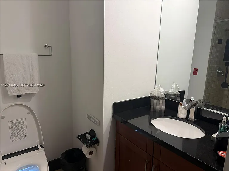 2301 Collins Ave #5 — Photo 6