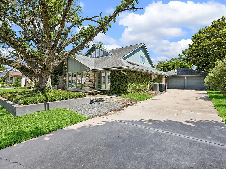 5219 Loch Lomond Dr — Photo 31