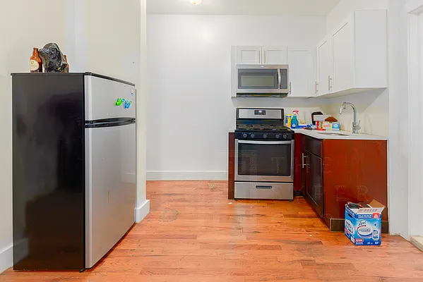 Rented by The Syper Group | media 3