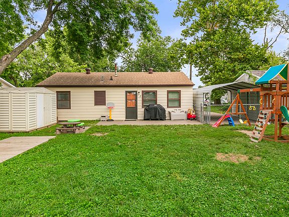 5th image of 3005 Margaret Ave