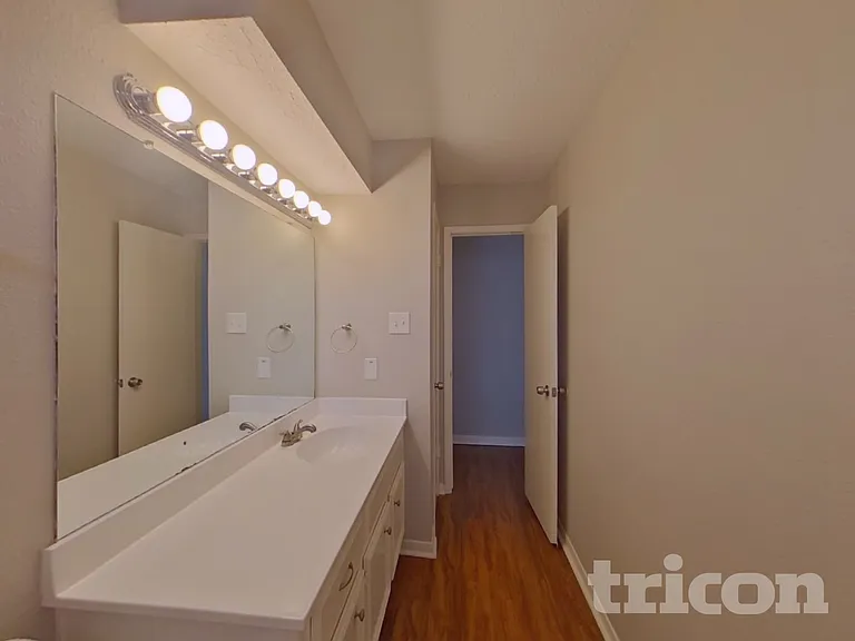 3602 Hill Springs Dr — Photo 14
