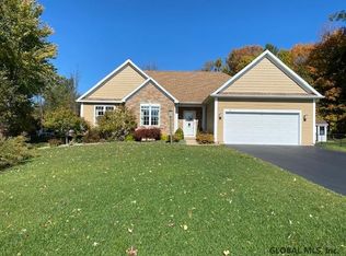 12 Trotter Rd, Selkirk, NY 12158