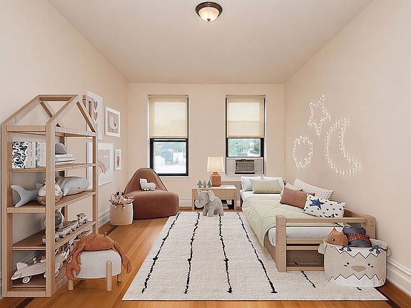 4th image of 807 Riverside Dr APT 5B