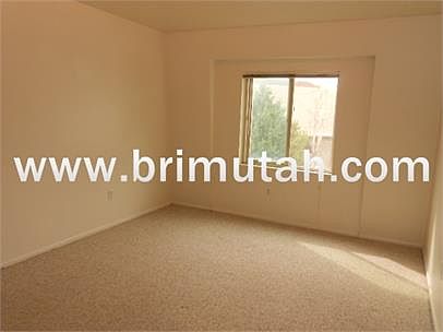 5th image of 4843 S Memory Ln APT 1