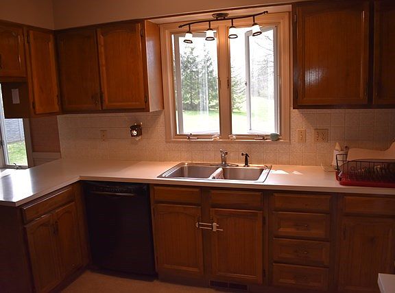 5th image of 1238 Columbus Cir N