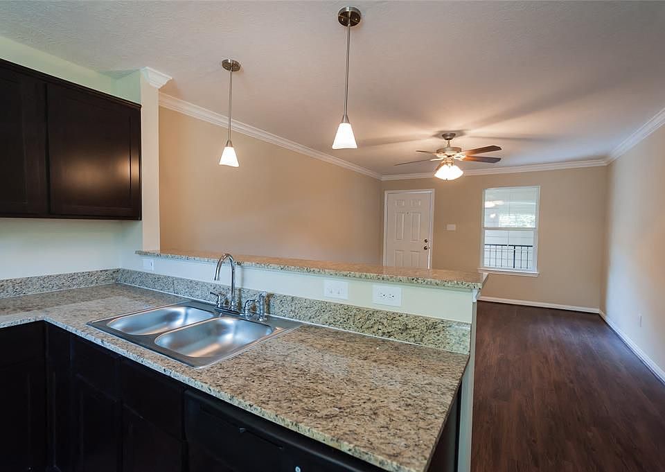 1st image of 1222 Heights Blvd APT 8