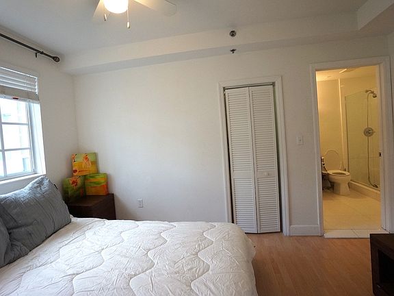 2nd image of 1300 Pennsylvania Ave APT 301