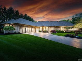 35 Arcadian Dr, Springboro, OH 45066