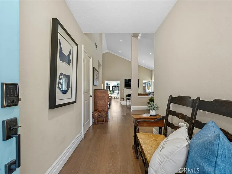 24662 Jeremiah Dr — Photo 3