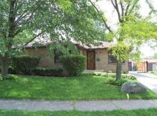 221 E Division St, Lockport, IL 60441