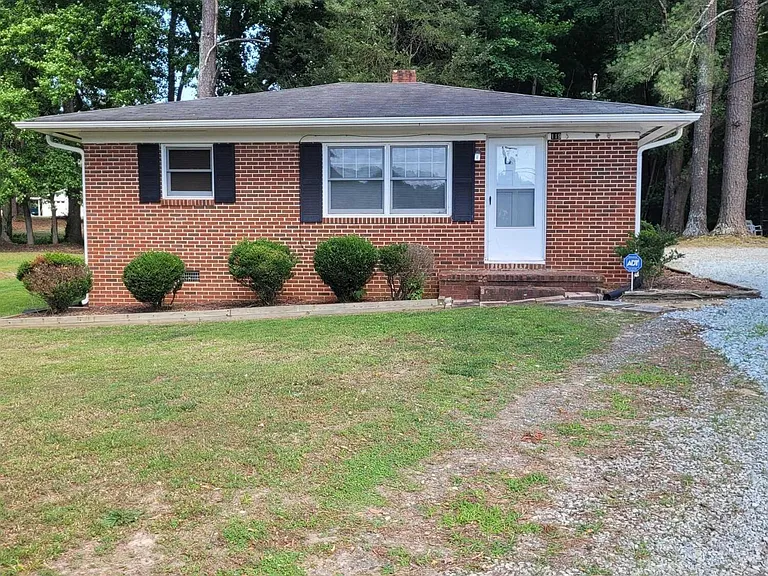 119 Andrews Chapel Rd — Photo 1