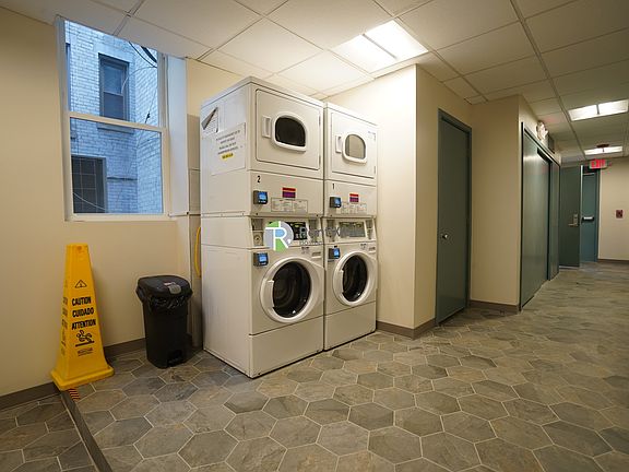 3rd image of 99 Brainerd Rd APT 2
