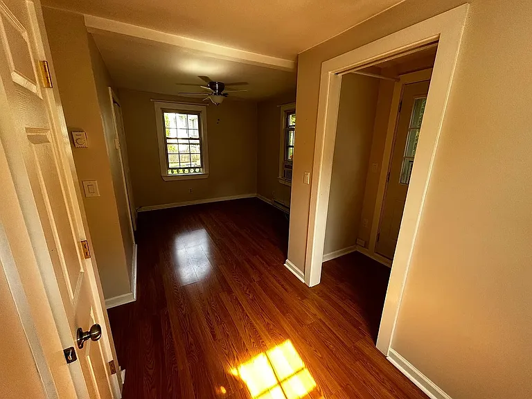 16 Canfield St #B — Photo 3
