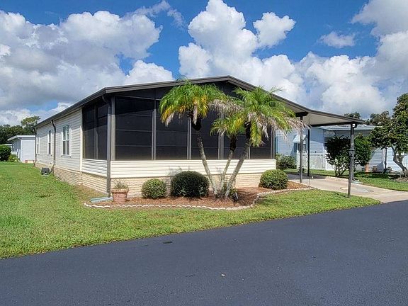 3rd image of 2237 Meadowlark Pl #297