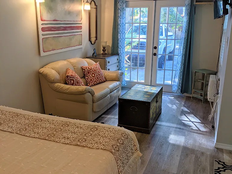 1235 Oak St NE #1 — Photo 7