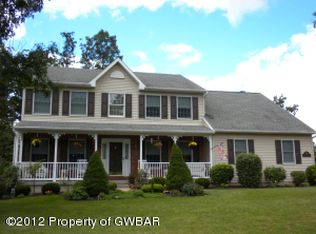 108 Sand Springs Dr, Drums, PA 18222