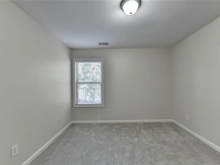 522 Suwanee Oaks Dr — Photo 42