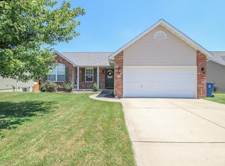 637 High School St, Collinsville, IL 62234