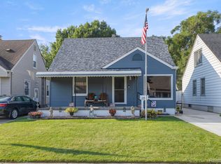 13723 Jobin St, Southgate, MI 48195