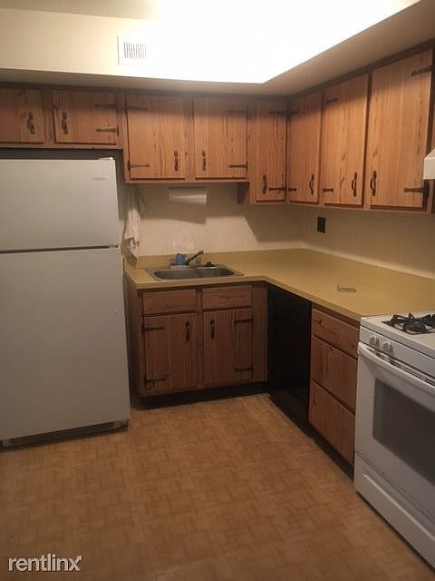 1st image of 7733 Oxford Ave