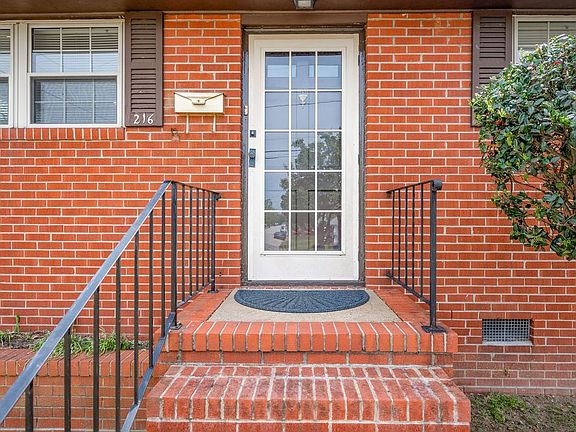 3rd image of 216 Blair Ave