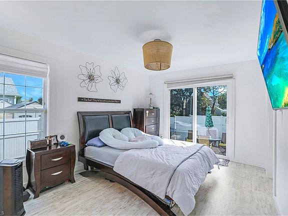 5th image of 286 Leawood CIR