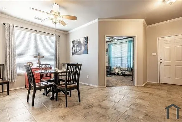 8957 Silent Brook Ln — Photo 2