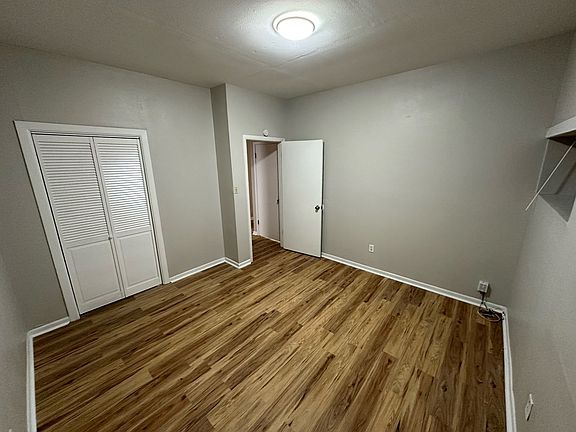 4th image of 4250-52 Castleman Ave #4250