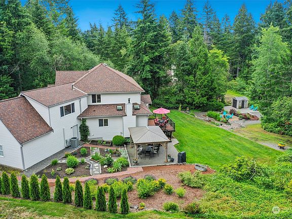3rd image of 4405 NW Windsprint Court