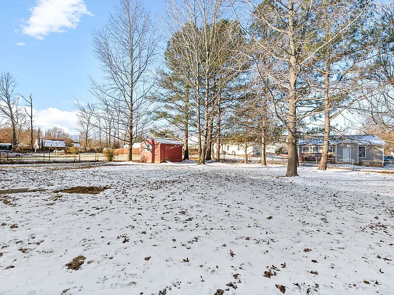 418 Donna Dr — Photo 17