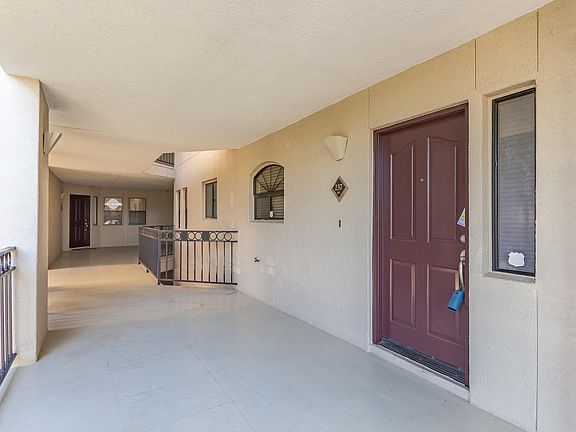 3rd image of 5104 N 32nd St Unit 237