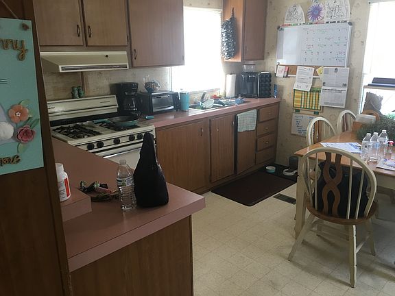3rd image of 18 Kyle Cir