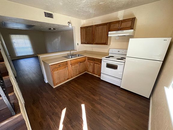 4th image of 306 E Mitchell St #308E