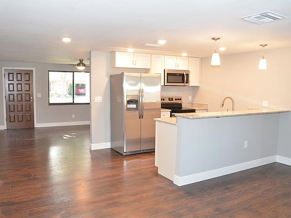 5th image of 2081 Whitney Dr