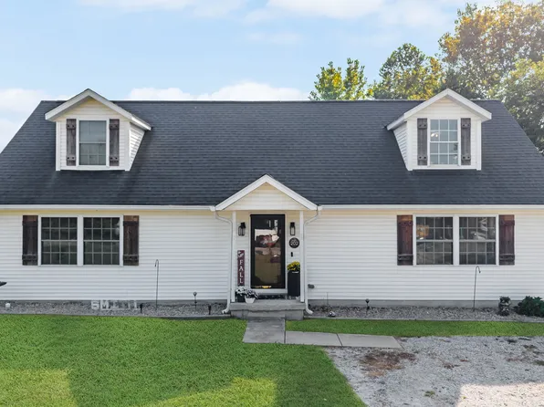 202 Patriots Lndg, Fillmore, IN 46128