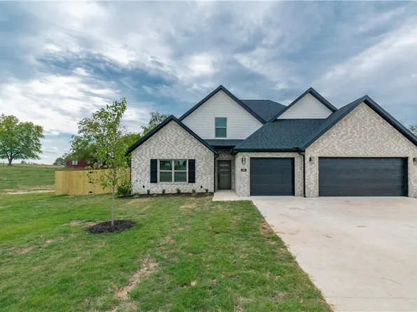 1113 Harmon Wc 31 Rd, Fayetteville, AR 72704