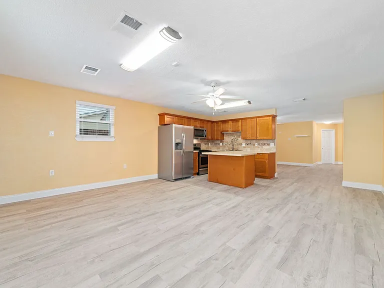 11610 Grapewood Dr — Photo 18