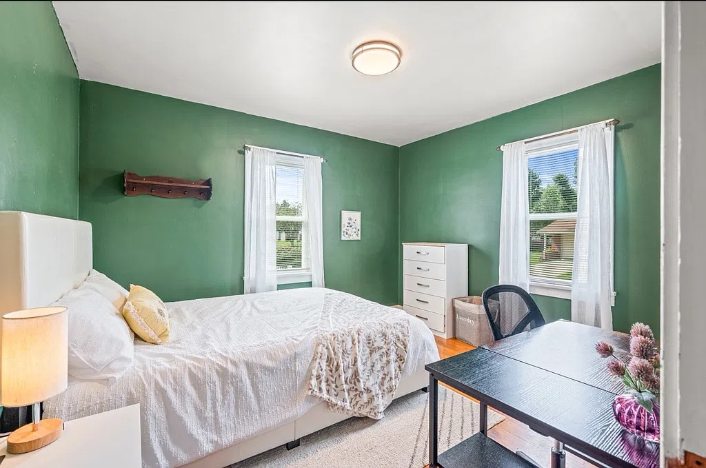 Furnished 3BR/2BA Home Across from Columbus Regional Hospital — Photo 3