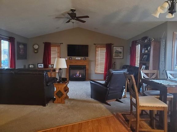 4th image of 4140 Sequoia Dr