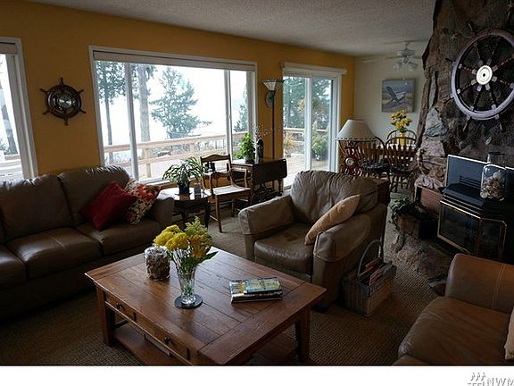 4th image of 10615 Seaview Dr