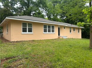 2076 Garden Cir, Decatur, GA 30032