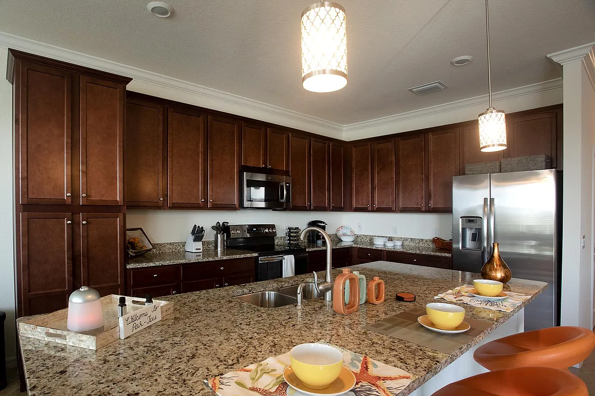 Building Photo - 17108 Vardon Ter #401