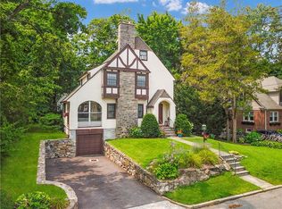 3 Roosevelt Pl, Scarsdale, NY 10583